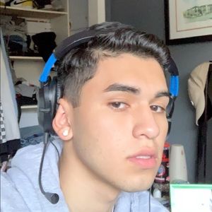 Meet your Posher, Rene